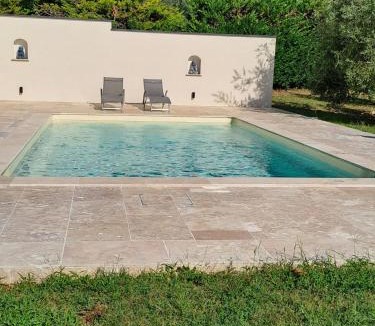 Piolenc Bed & Breakfast | Chambre d'hôtes les Cigales