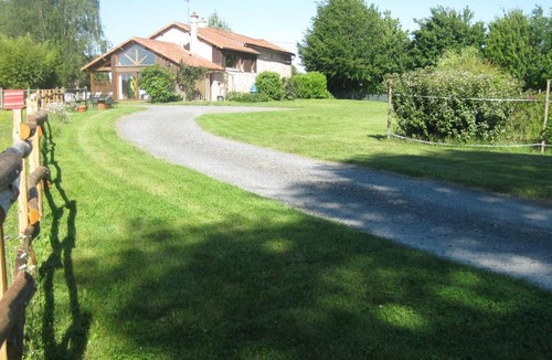 Le Pin Bed & Breakfast | Chambre d'hôtes proche PUY DU FOU