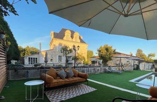 Angeac-Charente Bed & Breakfast | Chambre D'Hote 19th Century Maison de Maitre in the Cognac vineyard area.