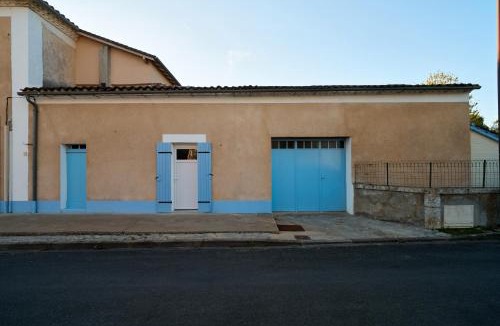 Neuvic Bed & Breakfast | Chambre D'hotes - La Bonbonnière
