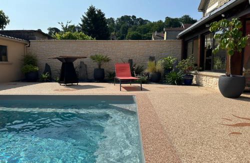 Brive-la-Gaillarde House | Chambre dans maison avec piscine