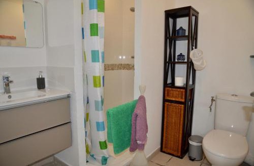 Saint-Trojan-les-Bains House | Chambre indépendante dans une villa