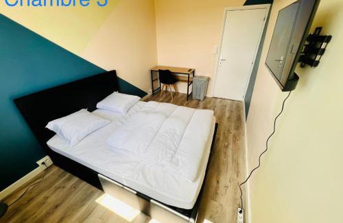 La Celle-sous-Gouzon Hostel | Chambre meublée dans un appartement en colocation