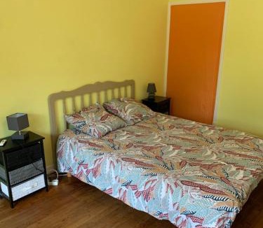 Saint-Sylvestre-sur-Lot House | Chambre spacieuse, piscine