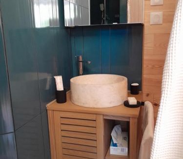 Bertric-Buree Hotel | chambre-spa de la Truffière