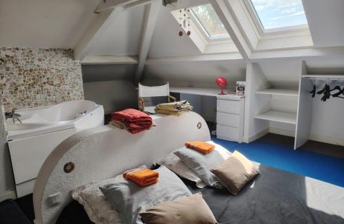Benesse-Maremne House | Chambre Suite Zen Baignoire sous les toits