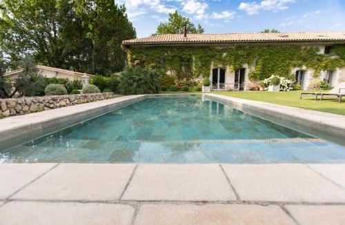 Le Taillan-Medoc Bed & Breakfast | Chambres d'hôtes Domaine de Ginouilhac