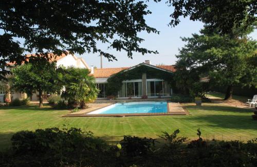 Bressuire Bed & Breakfast | Chambres d'Hôtes Le Mûrier