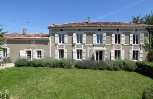 Aumagne House | Chambres des Lunes