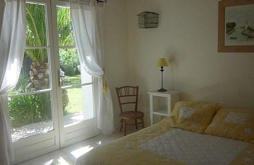Ars-en-Re House | charming house 3 bedrooms 4 bathrooms 3 toilets 6 people 180m2