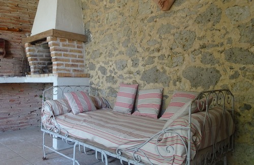 Sainte-Maure-de-Peyriac House | Character house overlooking wooded park in the heart of a village