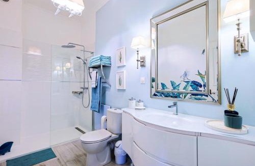 Hyeres Apartment | Charmant T3 Mont des Oiseaux 3 Etoiles - HYERES - Vue mer - Tennis