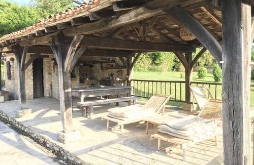 Saint-Laurent-des-Batons House | Charming little house in the Périgord countryside.