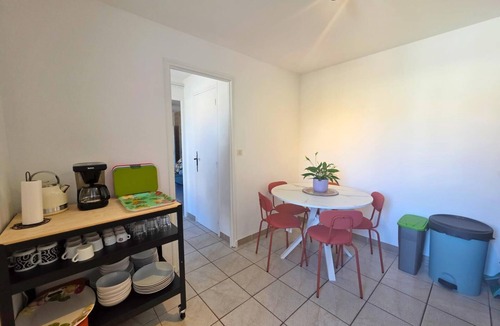 Chambon-sur-Voueize House | Charming 2-bedroom house in beautiful Chambon-sur-Voueize with Fibre