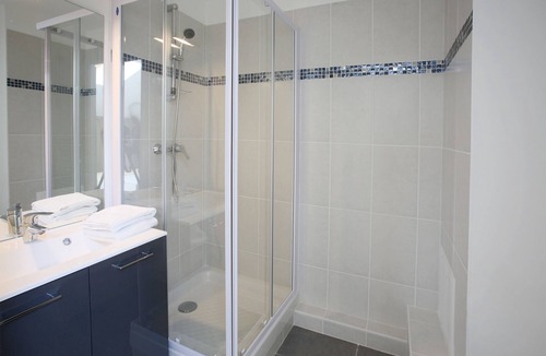 Saint Augustin Apartment | Charming 2 rooms with terrace and parking
