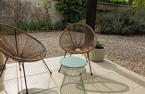 Segonzac House | Charming 4-bed cottage in Cognac vineyards, with large pool and fun games room