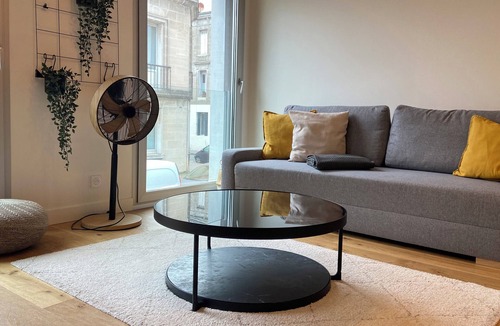 Bassins a Flot Apartment | Charming and radiant flat of 40 m² located in Bordeaux