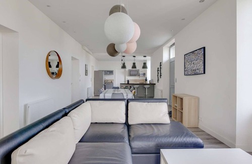Hendaye Apartment | Charming Apartment with Garden, Terrace, and Garage in Central Hendaye