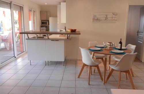 Camblanes-et-Meynac Cottage | Charming cottage 3 ears with landscaped garden and swimming pool 10 minutes from Bordeaux