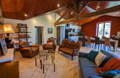 Pranzac Cottage | Charming cottage with heated pool and Wi-Fi in nature
