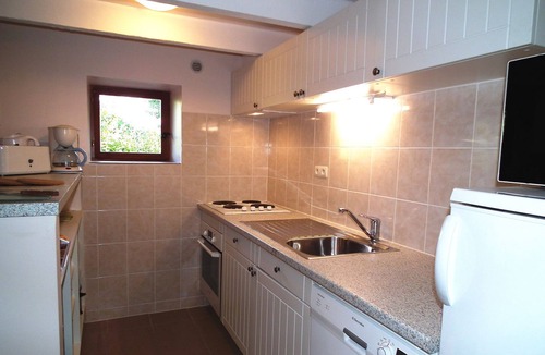 Gavaudun Cottage | Charming family cottage in Holiday Resort * swimming pool, tennis, bar, etc.