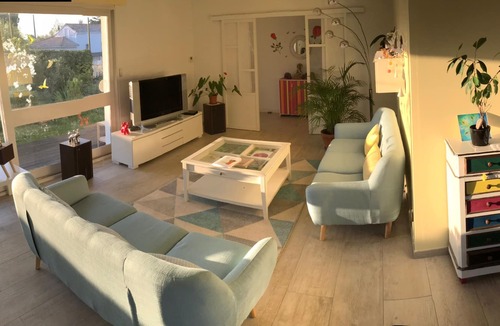 Saint-Medard-en-Jalles House | Charming house with heated pool