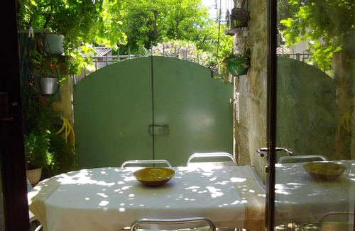 Villeneuve-les-Avignon House | Charming house Villeneuve lès Avignon.