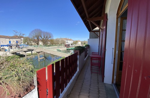 Coulon Cottage | CHARMING GITE IN THE MARAIS POITEVIN
