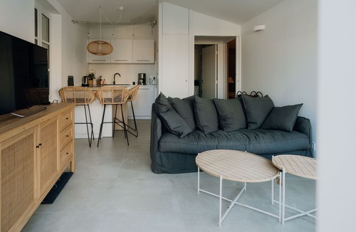 Loix House | Charming guest house plus independent bedroom with private pool on the Ile de Re