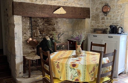 Cenac-et-Saint-Julien House | Charming house of the nineteenth, restored in the style of Périgord.