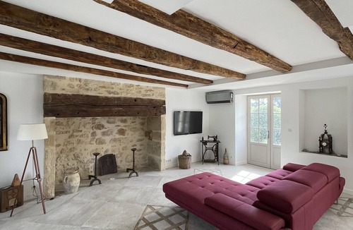 Saint-Robert House | CHARMING HOUSE in a listed village 25 min from Brive and 20 min from Pompadour