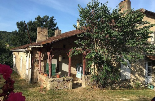 Tonneins House | Charming house with private pool away from all commotion