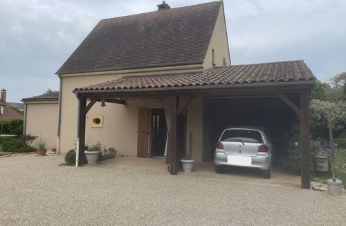 Salignac-Eyvignes House | Charming modern PMR house with garden in the heart of Périgord Noir