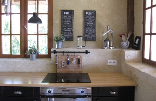 Tremolat House | Charming old tobacco barn with pool and large garden close to Tremolat village