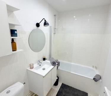 Gueret Apartment | Charming Studio in Center of