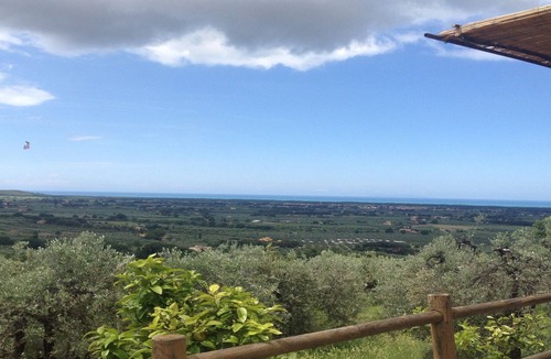 Castagneto Carducci House | Charming Tuscan Home Wi-Fi