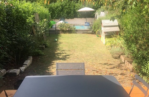 Perigueux House | Charming town house with pool and garden