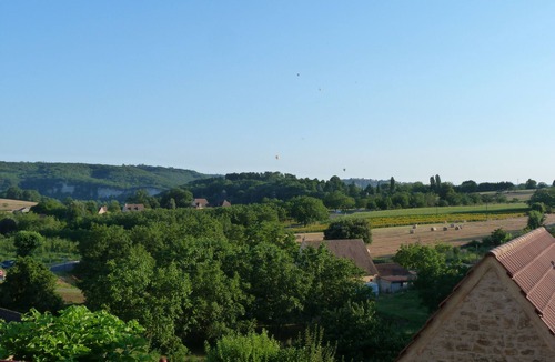 Montfort House | "Charming troglodyte house near Sarlat