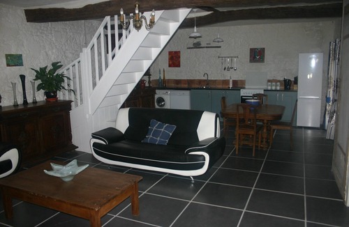 Princay House | Charming two bedroom cottage with 10m x 5m swimming pool near Richelieu