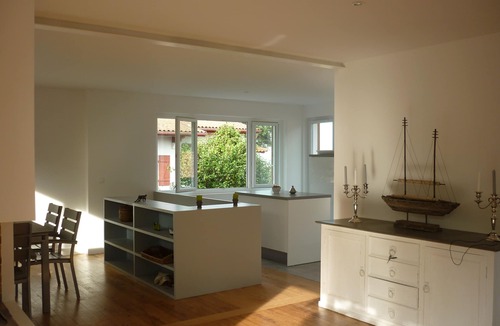 Le Canon House | Charming Villa, 3 Bedrooms, 2 Bathrooms, 5mn walk from the beaches of Canon