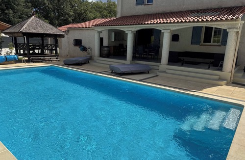 Forcalqueiret Villa | Charming Villa in Provence
