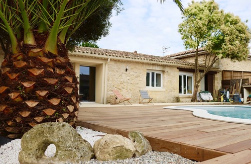 Artigues-pres-Bordeaux House | Chartreuse Coup Vacances Famille-piscine-jardin