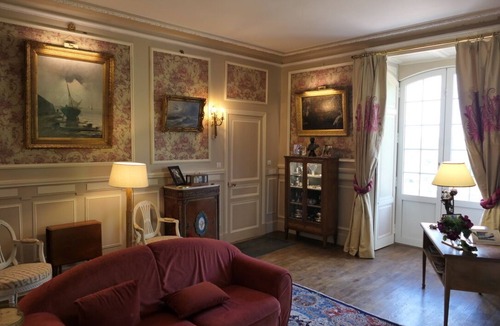 Isle Other | Château de La Chabroulie, in the heart of nature, 5 minutes from Limoges