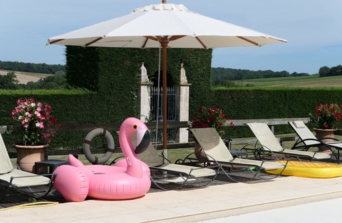 Riocaud House | Chateau Des Egrons; Elegant and Magical with Tennis Court and Heated Pool