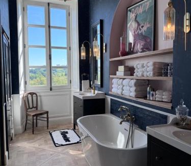 Arette Bed & Breakfast | Chateau Forest