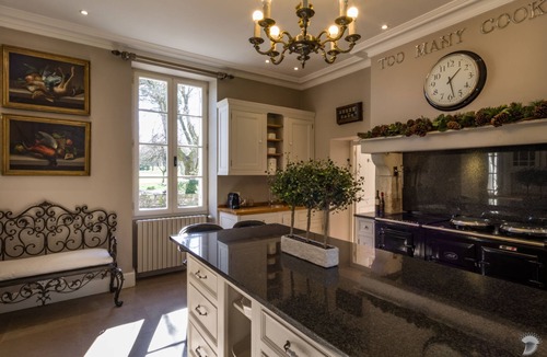 Serres-et-Montguyard House | Chateau Lacanaud Exclusive Use Holidays - Sleeps 24