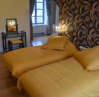 Monein Bed & Breakfast | Chateau Roquehort
