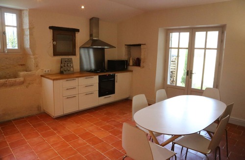 Ligueux House | Chemin de Gargamelle 'Le Noyer' Luxury gite 3 beds sleeps 4-6 at Ligueux