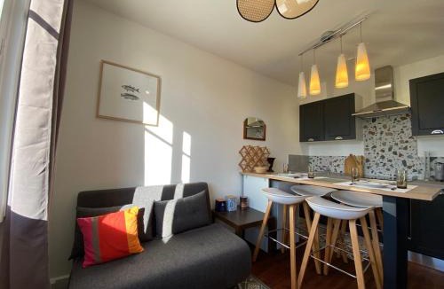 Jaunay-Clan Apartment | Chez Banane - Futuroscope - LaConciergerie