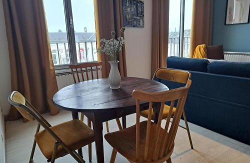 Chatellerault Apartment | Chez Line, Face à la gare